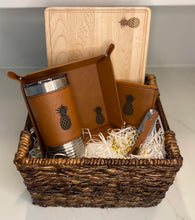 Load image into Gallery viewer, Medium (seagrass basket)